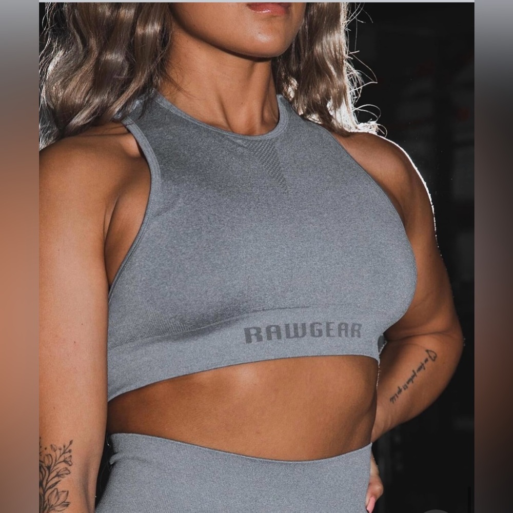 NWT Raw Gear Women’s Seamless Crop Top